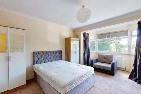 3 bedroom house to rent, Bridgewater Road, Wembley HA0