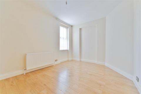 2 bedroom maisonette for sale, Boston Road, Hanwell