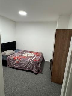 1 bedroom in a house share to rent, Verderers Road, Chigwell IG7