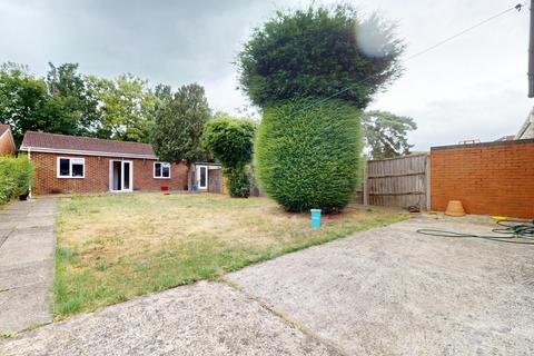 3 bedroom house to rent, Melbury Avenue, Southall UB2