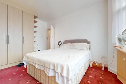 3 bedroom house to rent, Melbury Avenue, Southall UB2