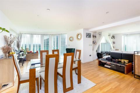 2 bedroom apartment for sale, Cavalier House, 46-50 Uxbridge Road, Ealing, W5 2SU