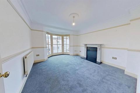 3 bedroom house to rent, SPACIOUS 3/4 BEDROOM TOWNHOUSE
