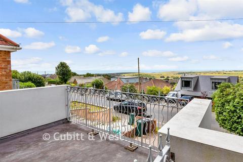 4 bedroom detached house for sale, Crescent Drive North, Woodingdean, Brighton, East Sussex