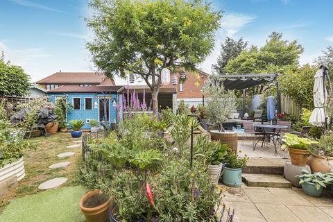 undefined, French Laurence Way, Chalgrove, OX44