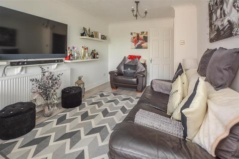 2 bedroom apartment for sale, Junction Road, Warley, Brentwood