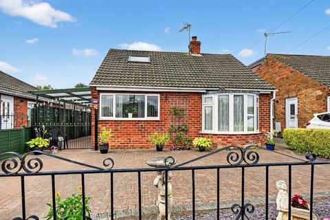 2 bedroom detached bungalow for sale, Applecroft Road, York, YO31