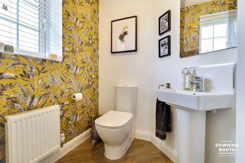 6 Marshall Road, Lichfield, WS13 6UP