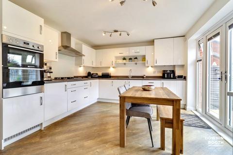 6 Marshall Road, Lichfield, WS13 6UP
