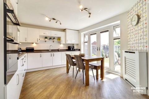 6 Marshall Road, Lichfield, WS13 6UP