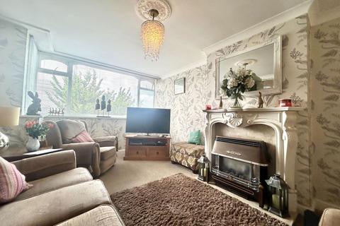 3 bedroom semi-detached house for sale, Camberley Crescent, Wolverhampton WV4