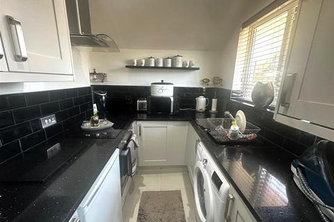 undefined, Elmcroft Close, Bedfont
