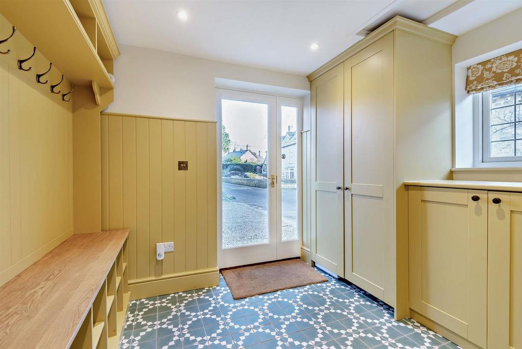 8631746-interior11-800.jpg