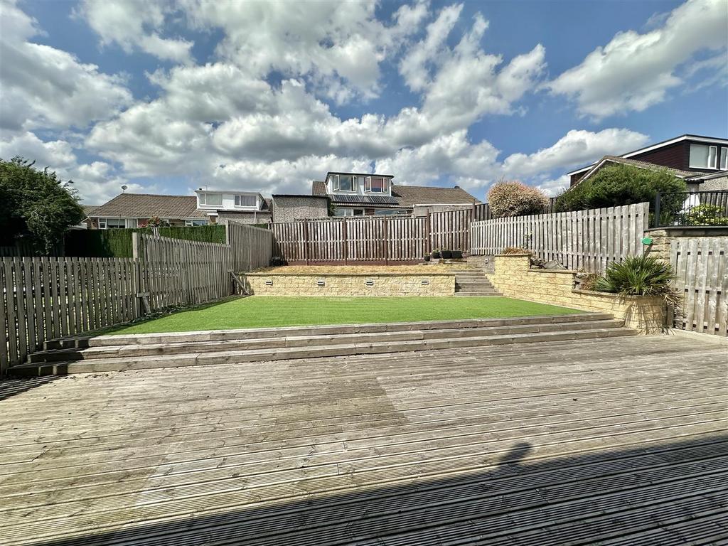 Bramleys Estate Agents - Abbey Close - Mirfield  (