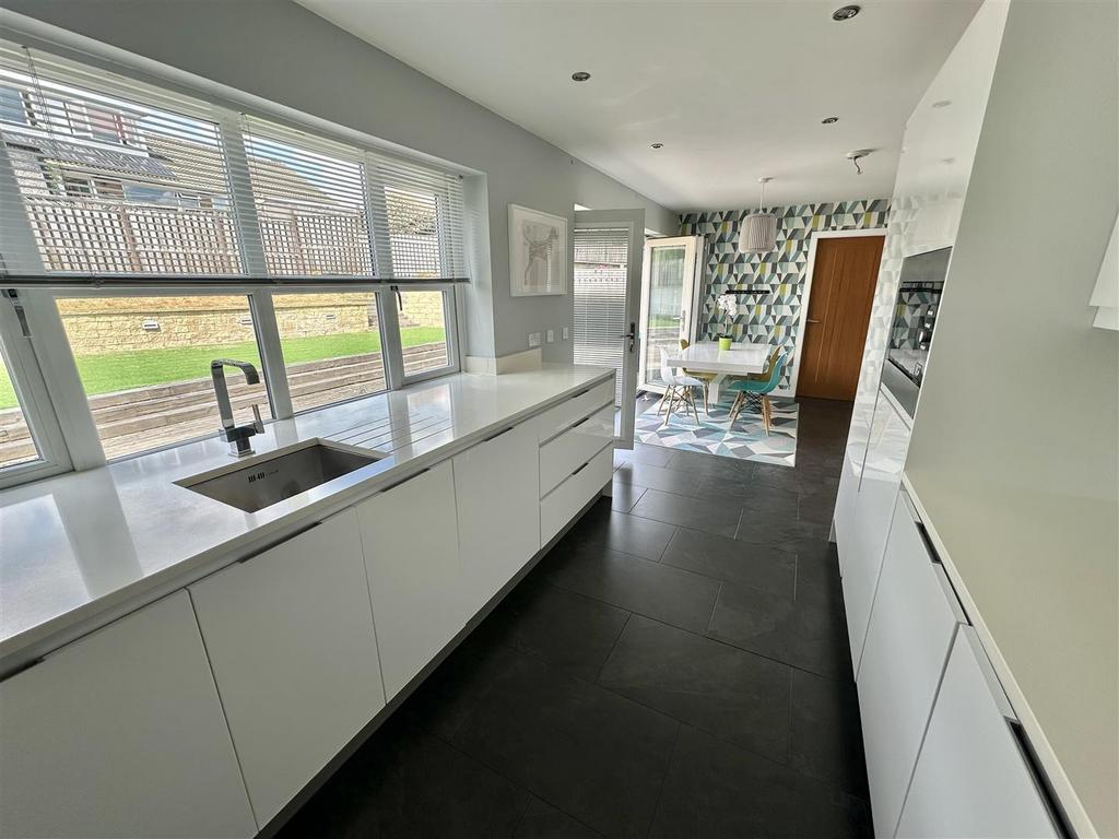 Bramleys Estate Agents - Abbey Close - Mirfield  (