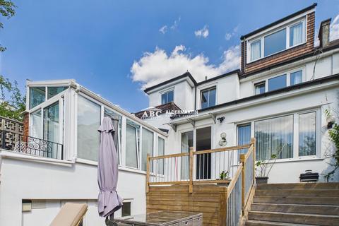 4 bedroom semi-detached house for sale, Upcroft Avenue, Edgware