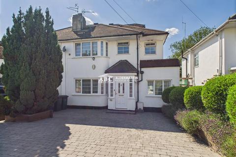 4 bedroom semi-detached house for sale, Upcroft Avenue, Edgware