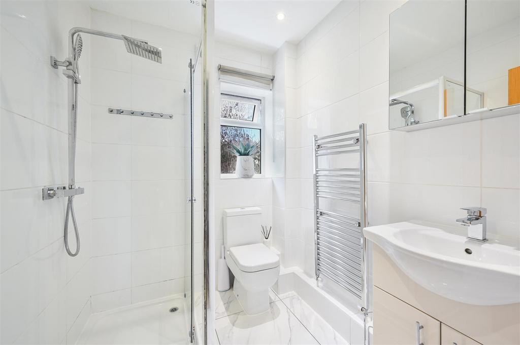 BYWOOD CLOSE, 4- (14).jpg