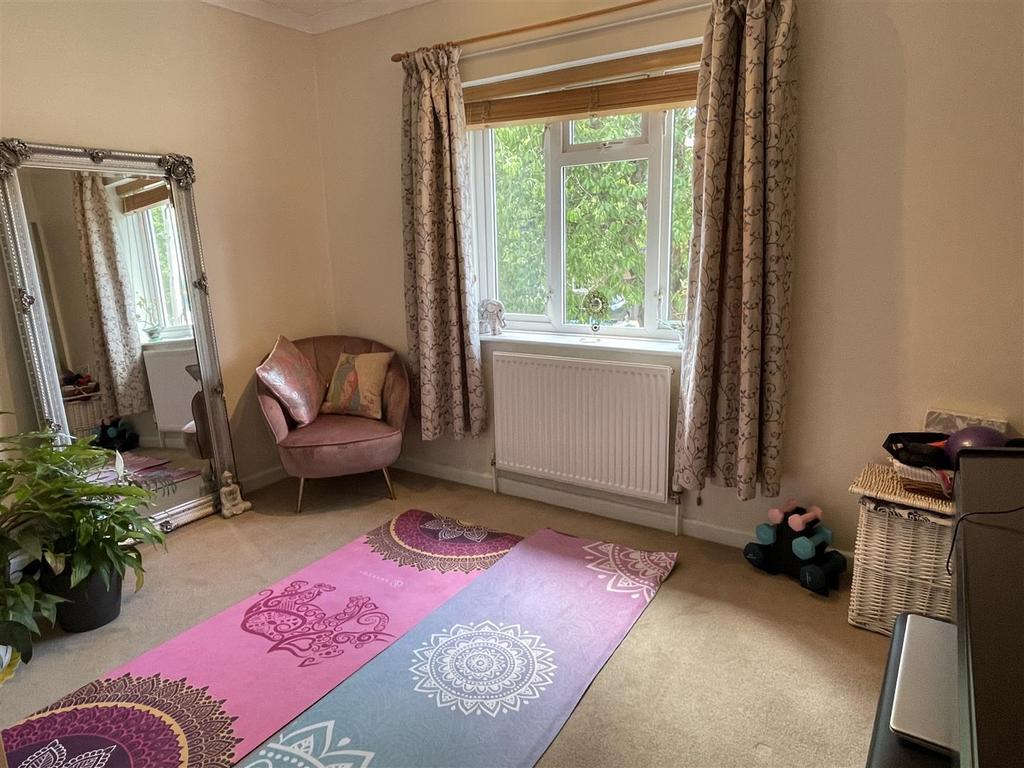 Bedroom 3.JPG