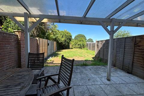4 bedroom semi-detached house to rent, Smiths Lane, SL4