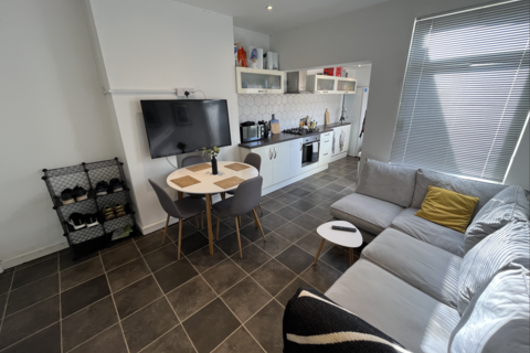2 bedroom end of terrace house to rent, Lincoln LN5
