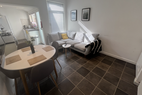 2 bedroom end of terrace house to rent, Lincoln LN5
