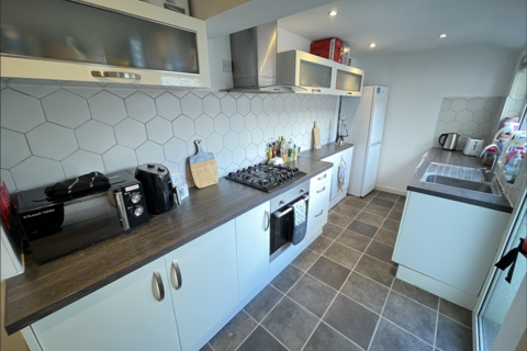 2 bedroom end of terrace house to rent, Lincoln LN5