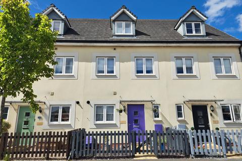116 Soprano Way, Trowbridge, BA14 7XA