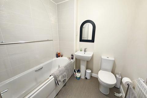116 Soprano Way, Trowbridge, BA14 7XA