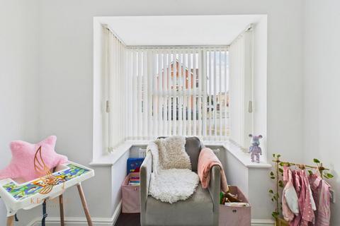 4 bedroom detached house for sale, Ruston Drive, Barnsley S71