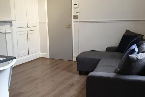 2 bedroom terraced house to rent, Lincoln LN2