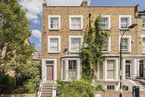 17a Westwick Gardens, London, W14 0BU