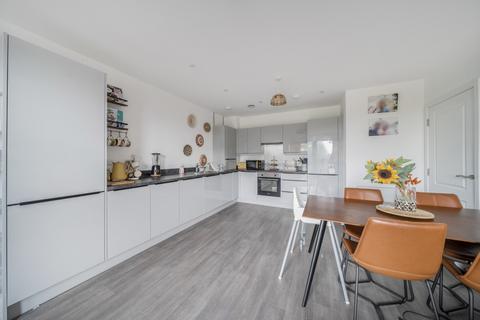 2 bedroom apartment for sale, Perth Close, Northolt