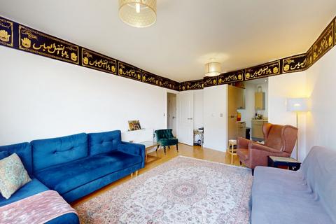 2 bedroom flat to rent, Central Way, London NW10