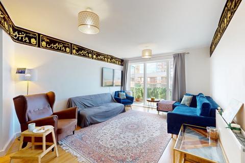 2 bedroom flat to rent, Central Way, London NW10