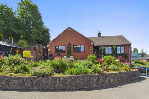 undefined, Garreg, Llandyssil, Montgomery