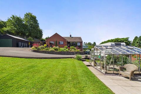 undefined, Garreg, Llandyssil, Montgomery
