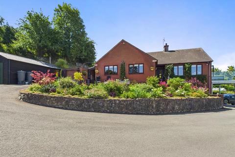 undefined, Garreg, Llandyssil, Montgomery
