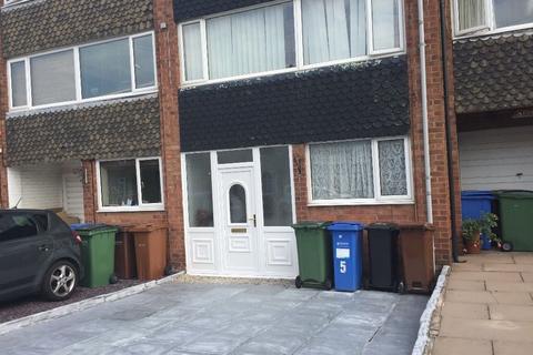 undefined, Roundhey, Heald Green SK8