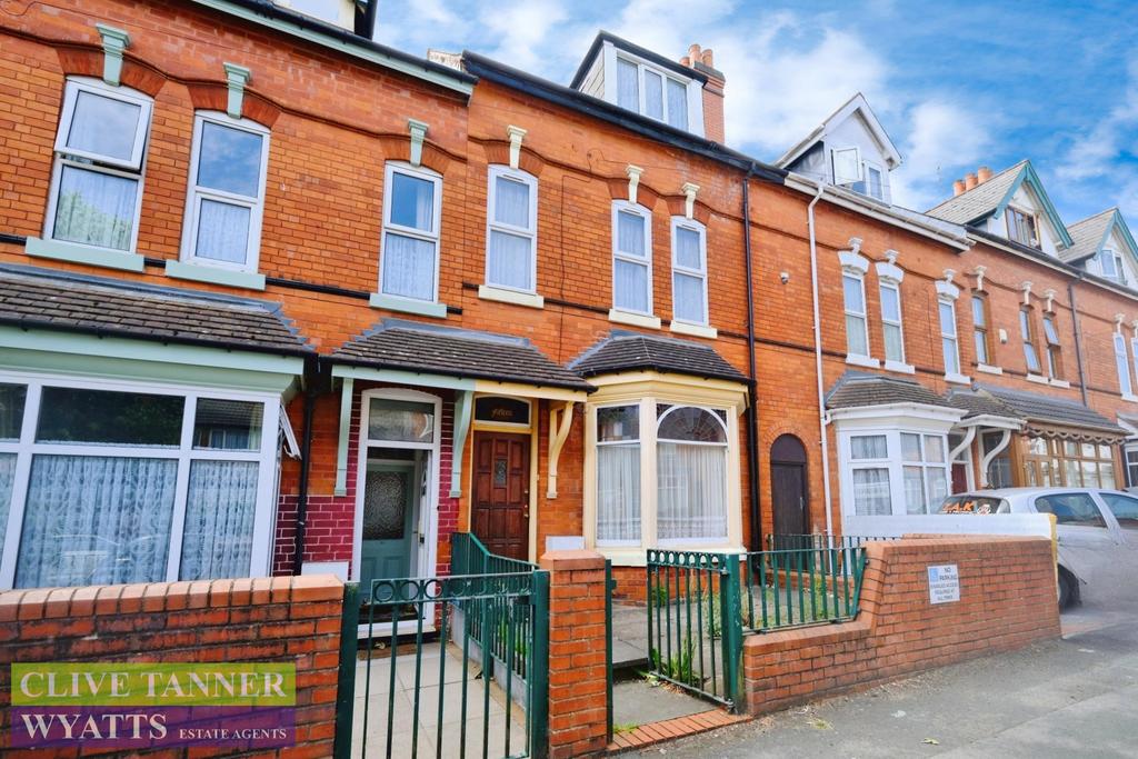 Ivor Road B11 4 NR