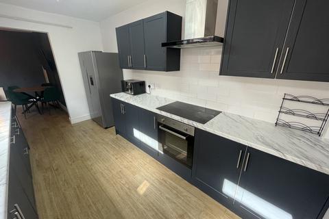 5 bedroom terraced house to rent, Lincoln LN5