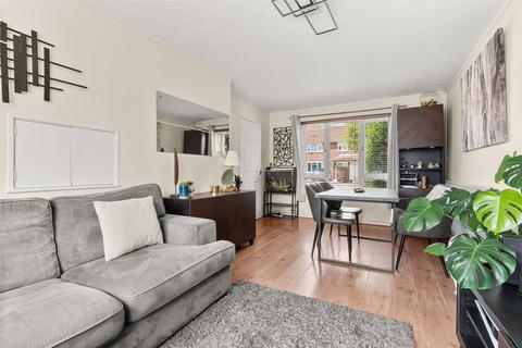 undefined, Pondmoor Road, Berkshire RG12