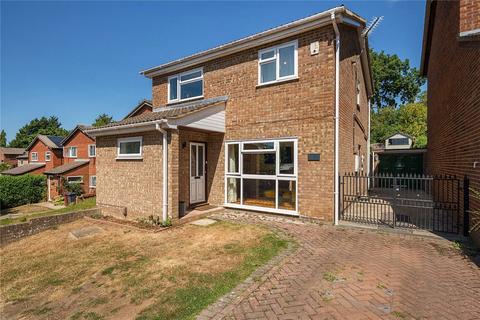 16 Benson Close, Reading, RG2 7LP