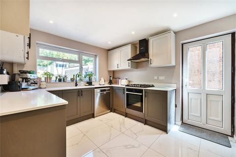 16 Benson Close, Reading, RG2 7LP