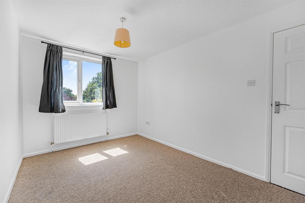 11 Rawson Close -22.jpg