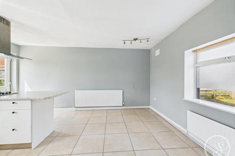 10 Acre Road, Leeds, LS10 4EW