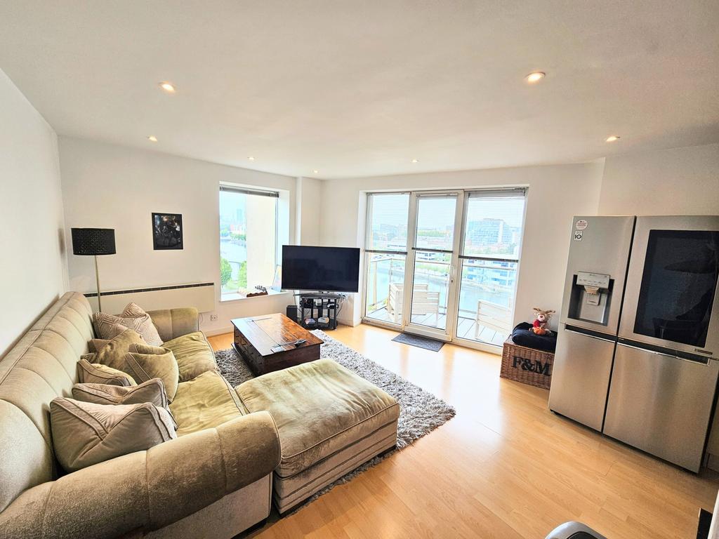 31 The Quays Salford M50 1 bed - Image 0 1024x1024 
