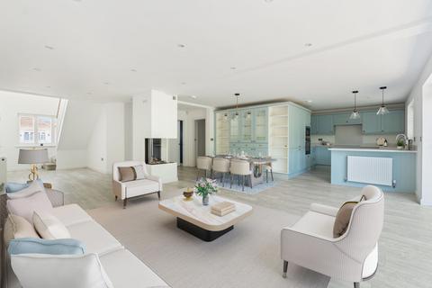 4 bedroom house for sale, River Way, Christchurch BH23