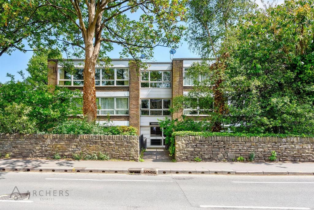 4 Eden Court(Exterior)(1of6).jpg