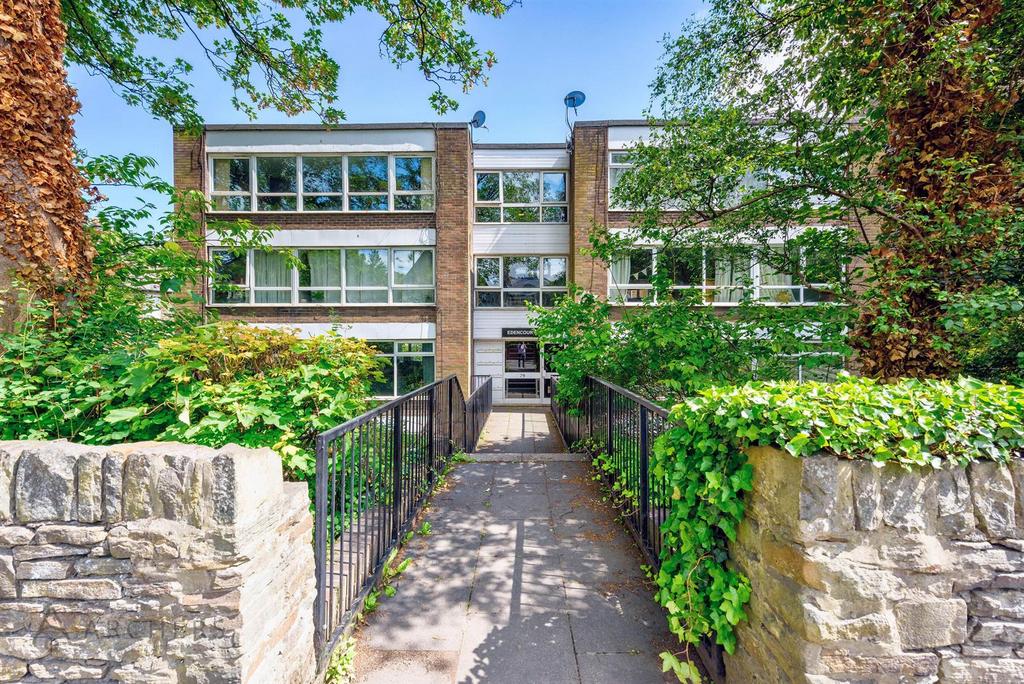 4 Eden Court(Exterior)(2of6).jpg